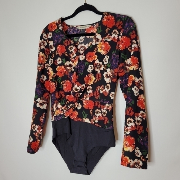 Zara Floral And Black Body Suit - Picture 2 of 12